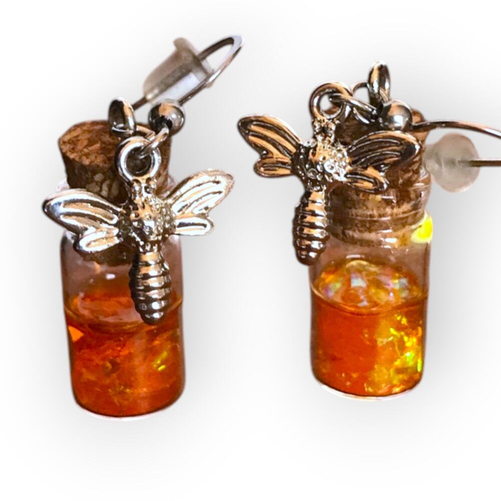 Bees n' honey adorable fish hook earrings